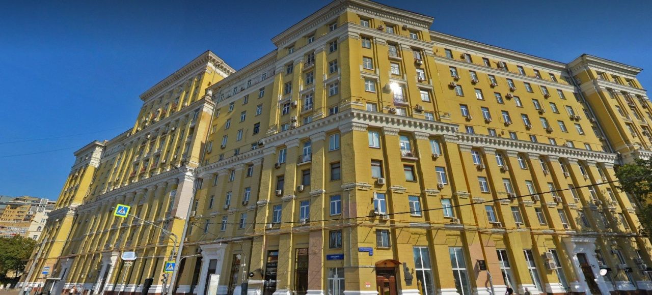 фасад дома, здание по адресу г Москва, Краснохолмская наб, д 1/15